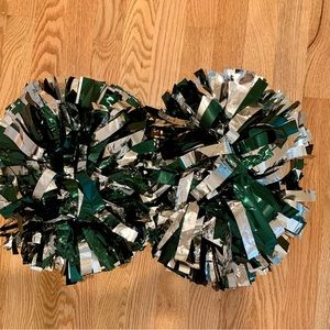 Varsity Spirit Pom Poms
